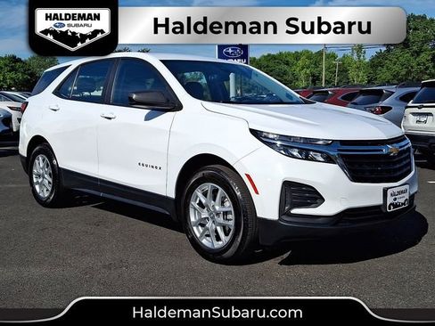 Used 2024 Chevrolet Equinox LS FWD image 1