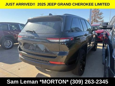 New 2025 Jeep Grand Cherokee Limited w/ Black Appearance Package image 4