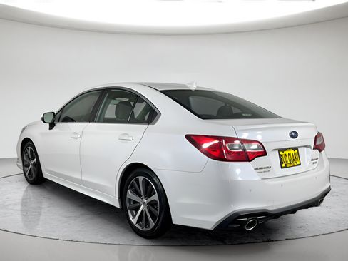 Used 2019 Subaru Legacy 3.6R Limited AWD/4WD image 5