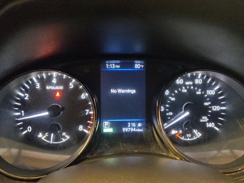 Used 2020 Nissan Rogue SV FWD image 23