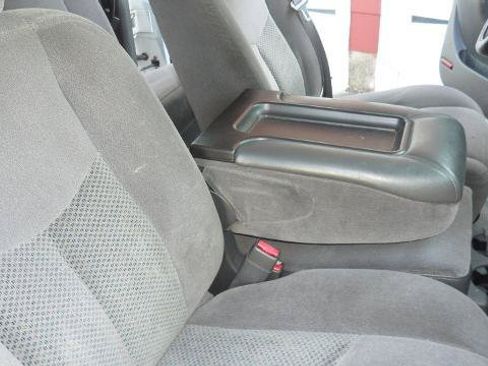 Used 2006 Chevrolet Silverado 1500 W/T RWD image 20