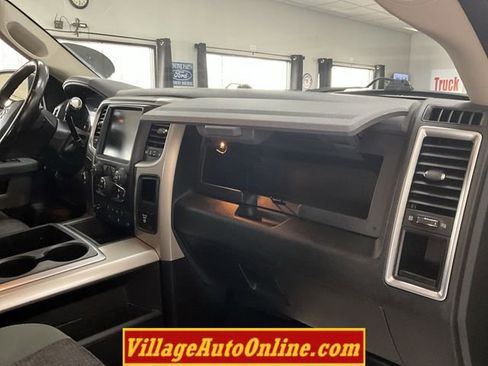 Used 2015 RAM 2500 Big Horn image 38