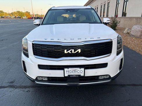 Used 2022 Kia Telluride SX w/ Towing Package FWD image 9