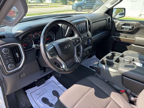 Used 2022 Chevrolet Silverado 1500 RST AWD/4WD image 18