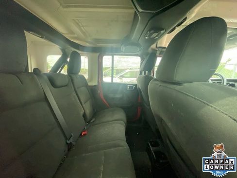 Used 2018 Jeep Wrangler Unlimited Sport S AWD/4WD image 11
