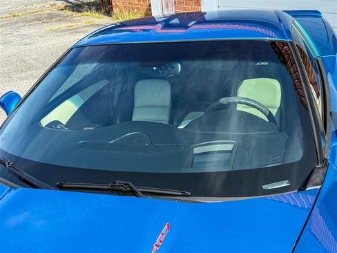Used 2008 Chevrolet Corvette Z06 w/ Preferred Equipment Group RWD image 17
