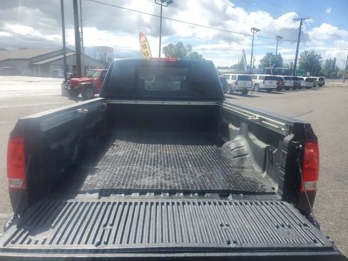 Used 2012 Nissan Titan SV AWD/4WD image 9