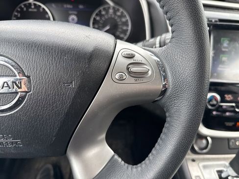 Used 2018 Nissan Murano SV w/ Cargo Package image 11
