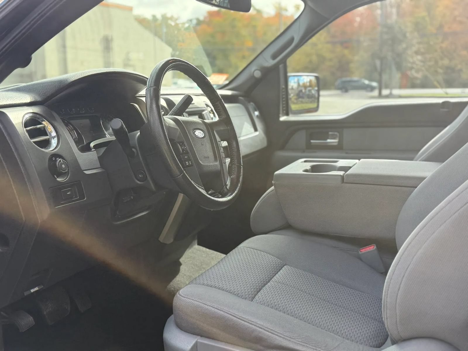 Used 2013 Ford F150 XLT w/ XLT Chrome Pkg AWD/4WD image 11