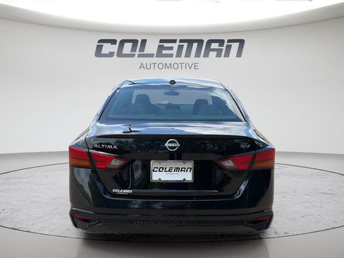Used 2024 Nissan Altima 2.5 SV FWD image 4