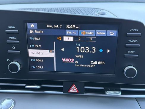 Used 2025 Hyundai Elantra Sport FWD image 28