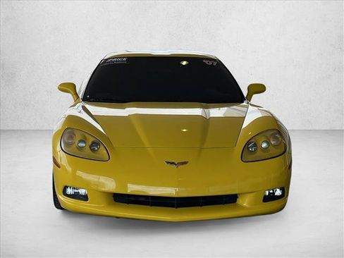 Used 2007 Chevrolet Corvette Coupe w/ Preferred Equipment Group RWD image 7
