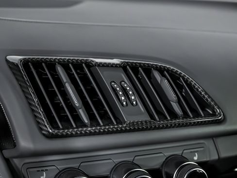 Used 2022 Audi R8 V10 performance image 37