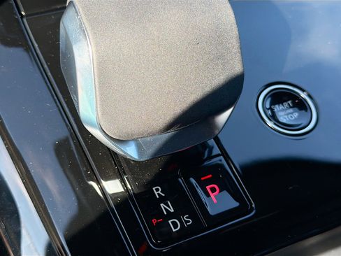 New 2026 Land Rover Range Rover Sport Dynamic SE image 30