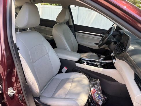Used 2023 Nissan Altima 2.5 SL AWD/4WD image 48