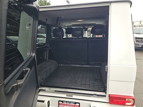 Used 2017 Mercedes-Benz G 550 image 11