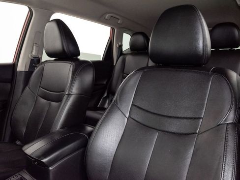 Used 2019 Nissan Rogue SL AWD/4WD image 8