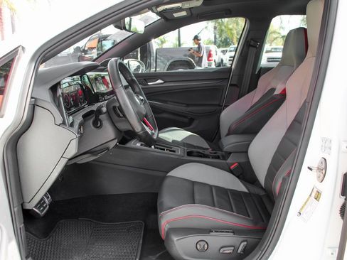 Used 2022 Volkswagen GTI Autobahn image 15