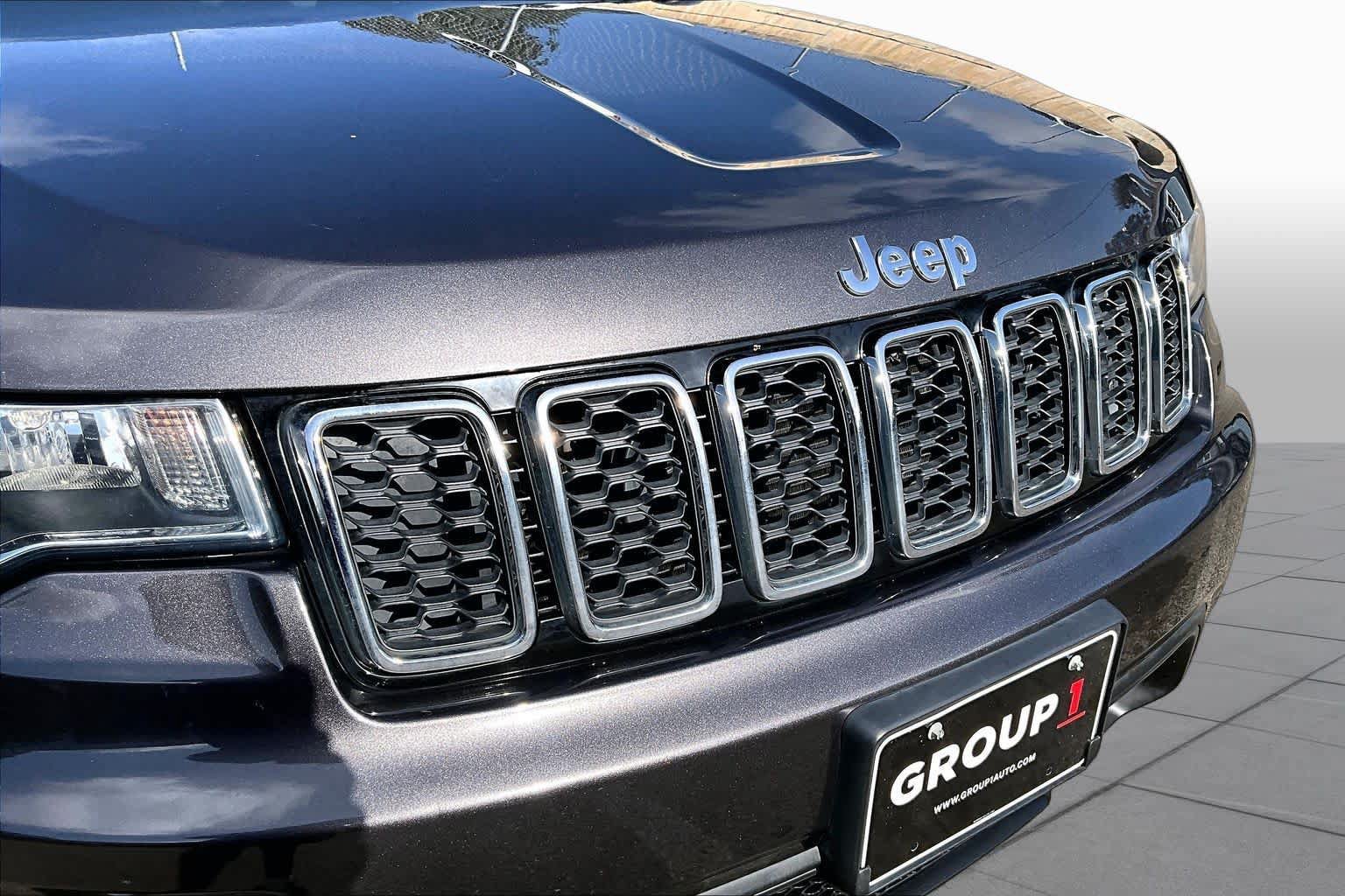 Used 2020 Jeep Grand Cherokee Laredo RWD image 30