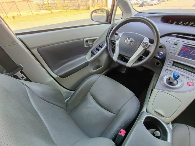 Used 2012 Toyota Prius Two FWD image 35