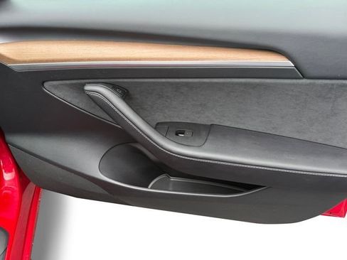 Used 2023 Tesla Model 3 Standard Range RWD image 19