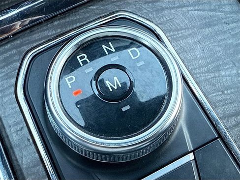 Used 2021 Ford Expedition Max Limited image 18