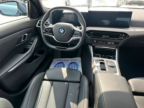 Certified 2025 BMW 330i xDrive Sedan AWD/4WD image 19