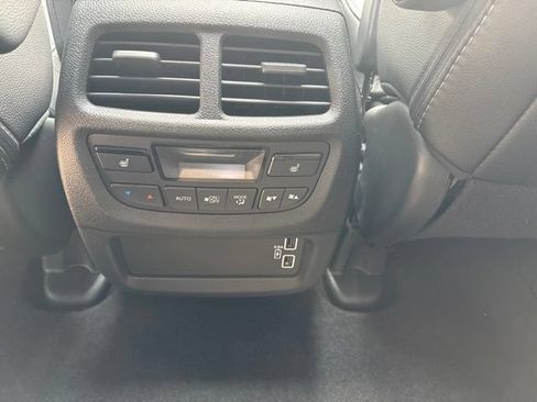 Used 2022 Honda Pilot Black Edition image 26