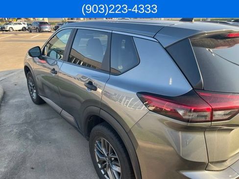 Used 2024 Nissan Rogue S FWD image 4