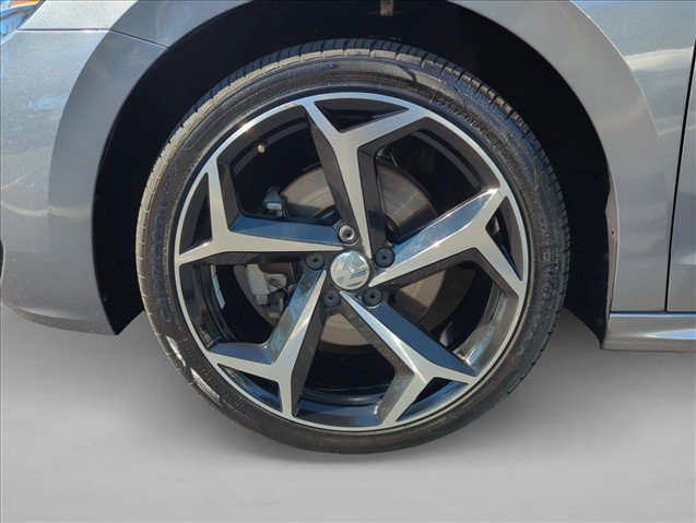 Used 2020 Volkswagen Passat 2.0T R-Line FWD image 15
