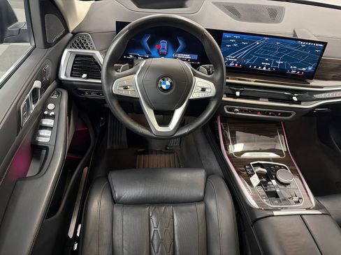 Used 2026 BMW X7 xDrive40i AWD/4WD image 23