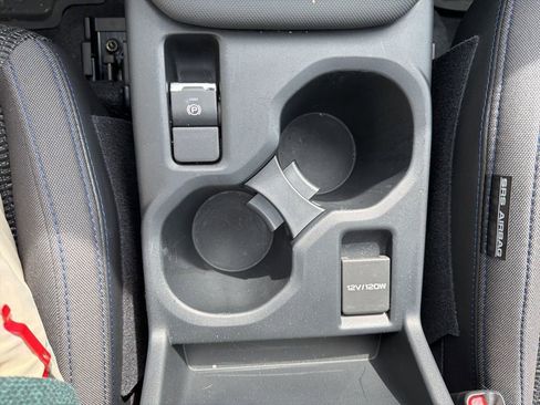 Used 2025 Subaru Forester Premium w/ Convenience Package #2 image 37