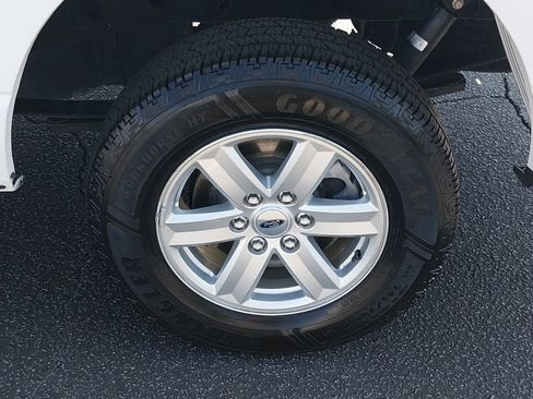 Used 2022 Ford F150 XL w/ Trailer Tow Package RWD image 16