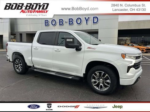 Used 2022 Chevrolet Silverado 1500 RST w/ Convenience Package II AWD/4WD image 1