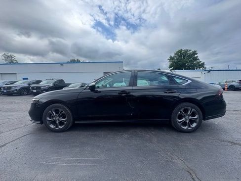 Used 2023 Honda Accord EX image 5