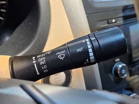 Used 2015 Nissan Altima 2.5 SV FWD image 43