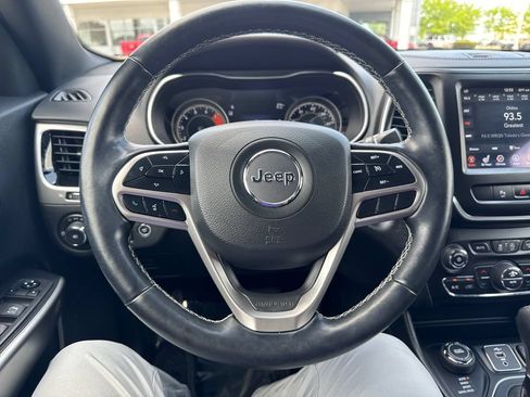 Certified 2021 Jeep Cherokee Latitude Lux 80th Anniv w/ Quick Order Package 26U 80TH AWD/4WD image 17