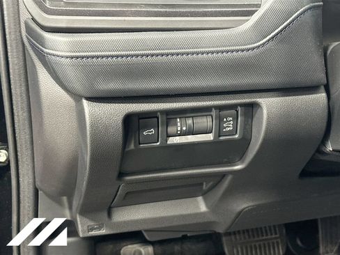 Used 2026 Subaru Forester Premium AWD/4WD image 10