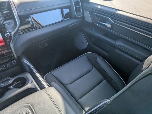 New 2026 RAM 1500 Laramie AWD/4WD image 19