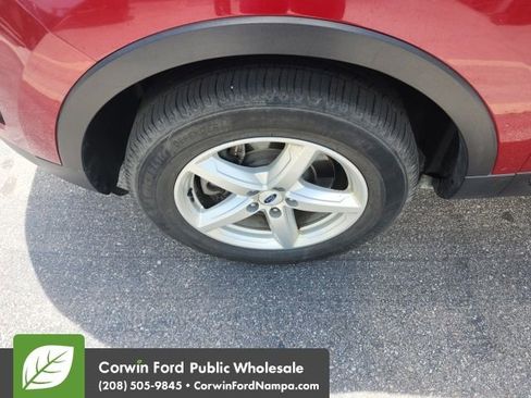 Used 2017 Ford Explorer XLT AWD/4WD image 19