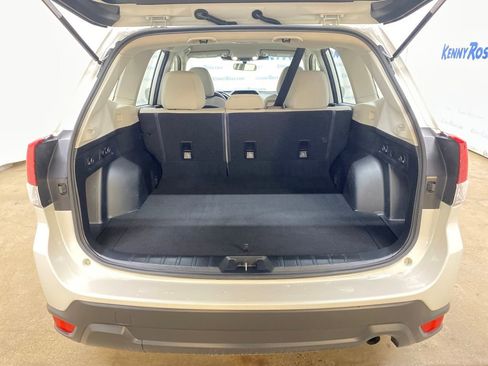 Used 2022 Subaru Forester Base image 14