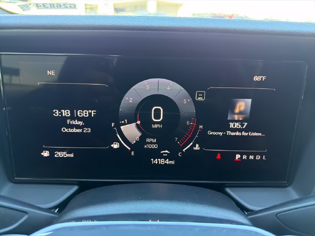 Used 2026 GMC Terrain Elevation w/ Elevation Premium Package FWD image 11