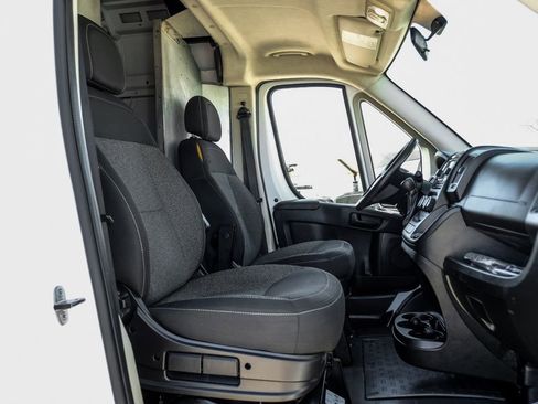 Used 2017 RAM ProMaster 1500 image 30