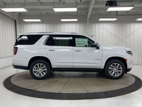 Used 2023 Chevrolet Tahoe Premier AWD/4WD image 9