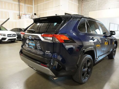 Used 2020 Toyota RAV4 XSE w/ All Weather Liner Package AWD/4WD image 4