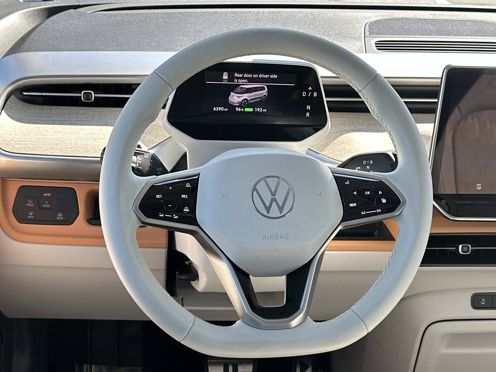 Certified 2025 Volkswagen ID. Buzz 1st Edition AWD/4WD image 8