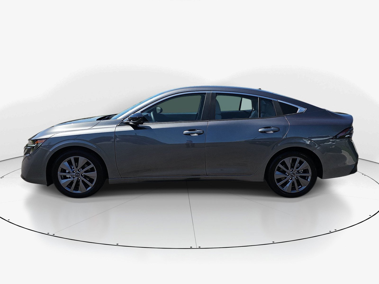 Used 2026 Nissan Sentra SL w/ Floor Mat Package FWD image 7