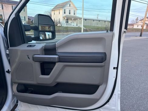 Used 2018 Ford F250 XLT image 31