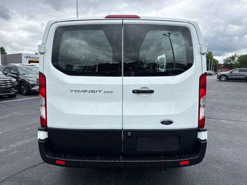 Used 2025 Ford Transit 250 Low Roof w/ Exterior Upgrade Package RWD image 9