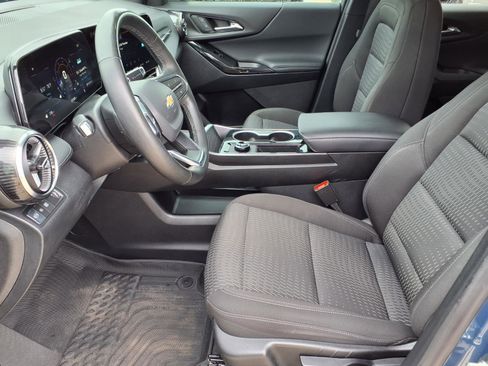 Used 2026 Chevrolet Equinox LT FWD image 13